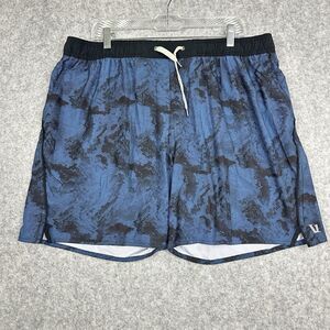Vuori Trail Shorts Mens XXL Blue Lined Patterned Active Gym Pockets Workout 7"